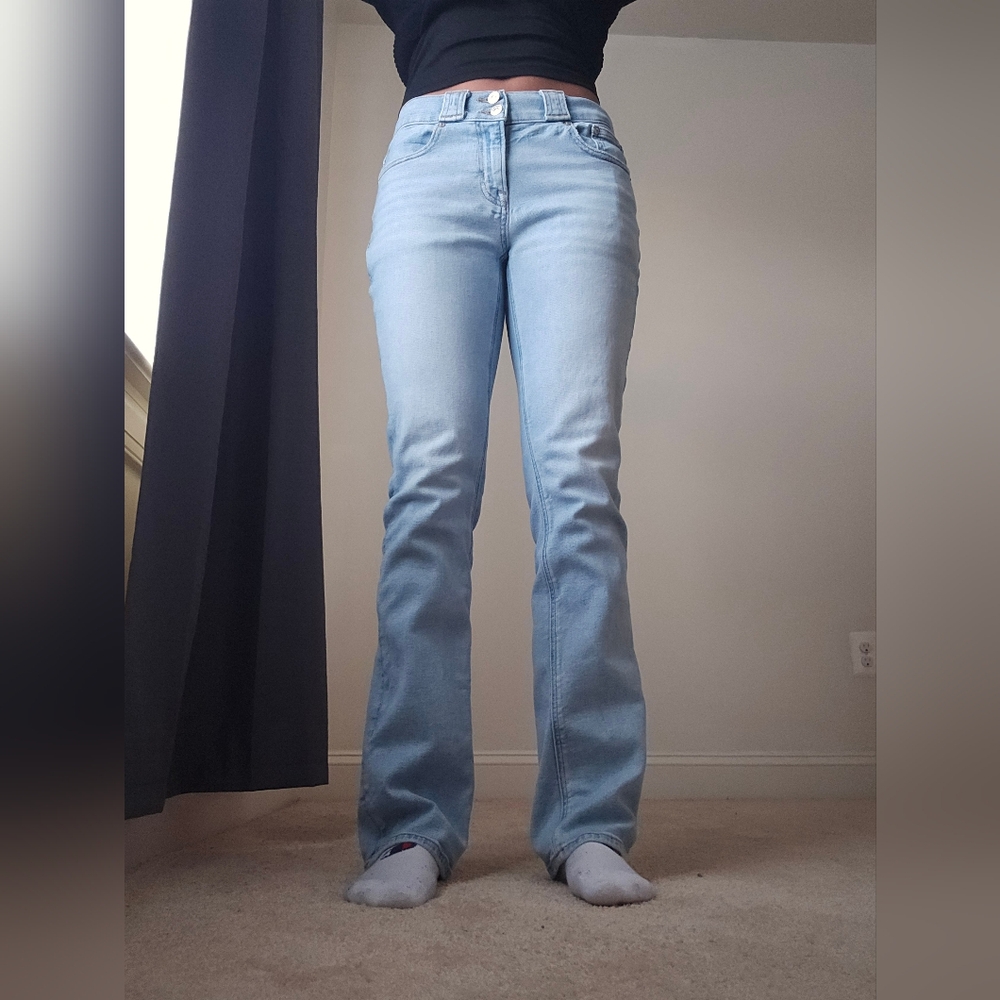 American Eagle Low Rise Light Blue Women's Jeans